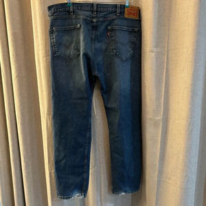 Levi’s Men’s 505 Regular Fit. 40x32. Medium Wash. Pre-owned.